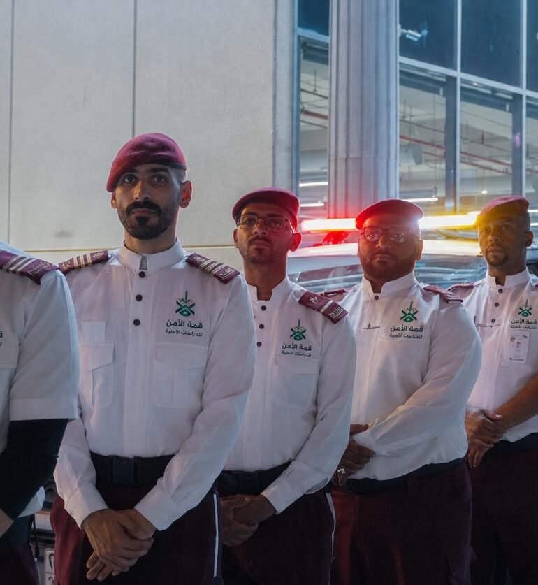 قمة الامن للحراسات الامنيه
